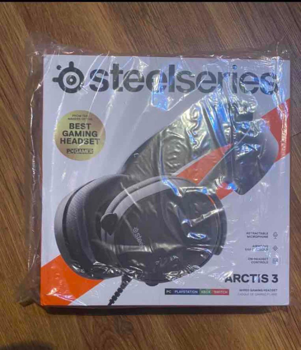 Casti SteelSeries Artics 3