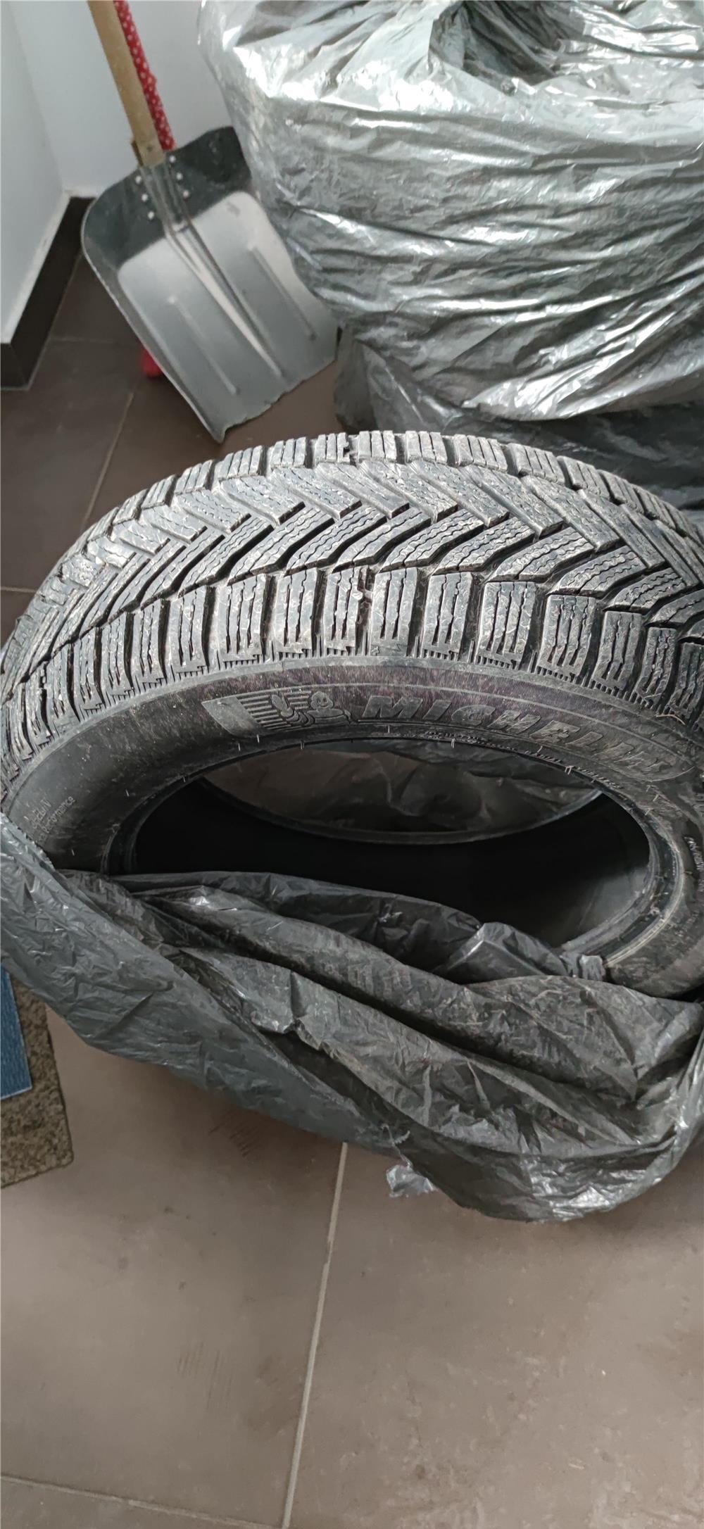Cauciucuri Michelin alpin 6 4 bucăți la fel de iarna
