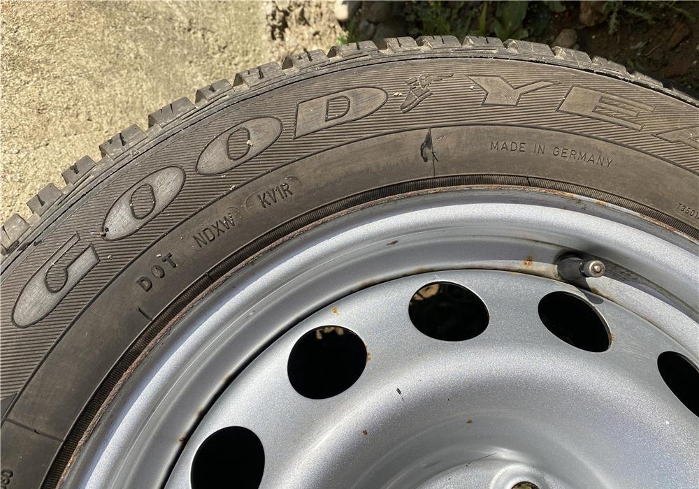 cauciucuri M/S r16 cu jante de mini coper