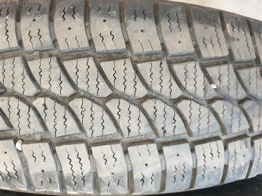Cauciucuri SH pentru dube 3,5T 225/75/16C