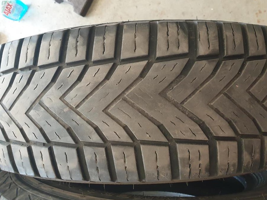 Cauciucuri SH pentru dube 3,5T 225/75/16C