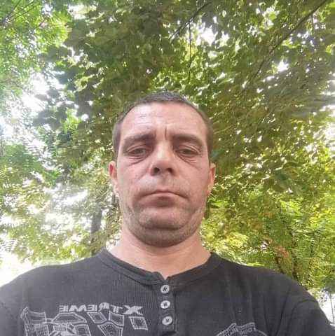 Caut o fata pentru căsătorie să mute la mine