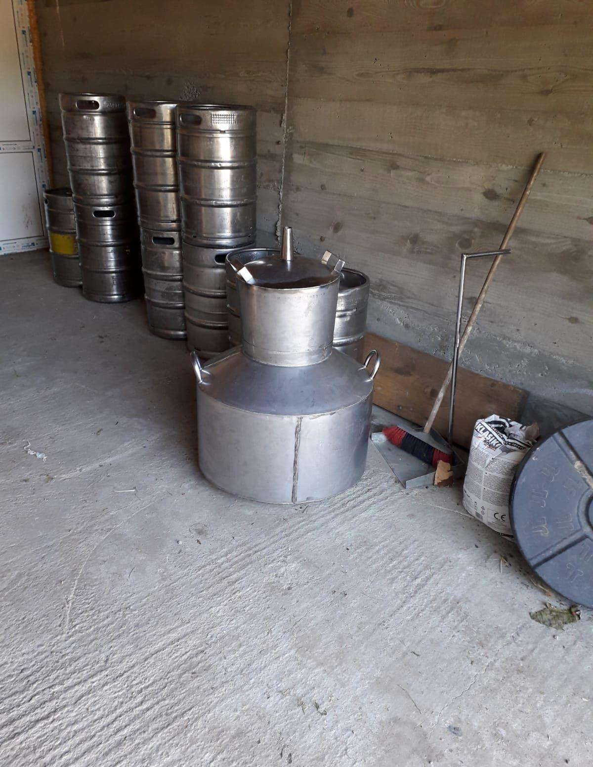 Cazan tuica inox +racitor+pirostrie+tava nisip