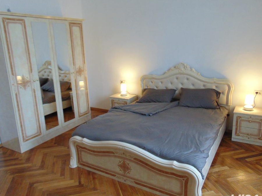 Cazare apartamente in regime hotelier - appartamenti per brevi/lunghi periodi