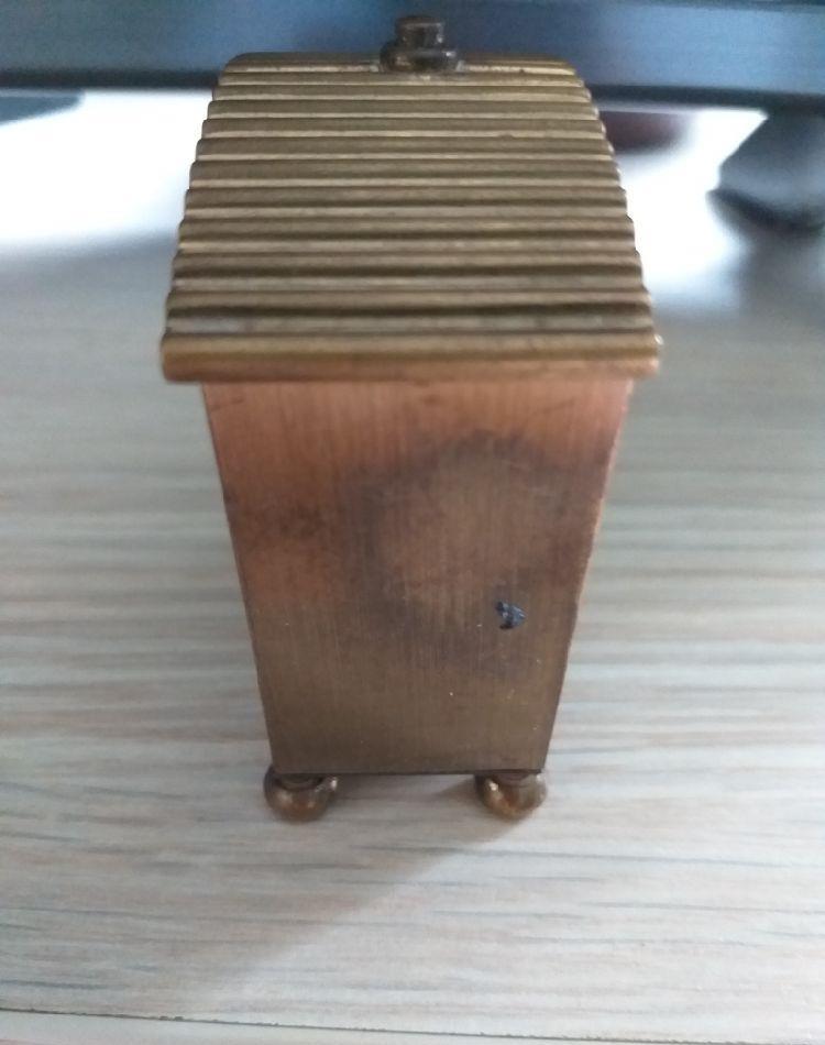 ceas de masă swiza coquet din anul 1930 vintage