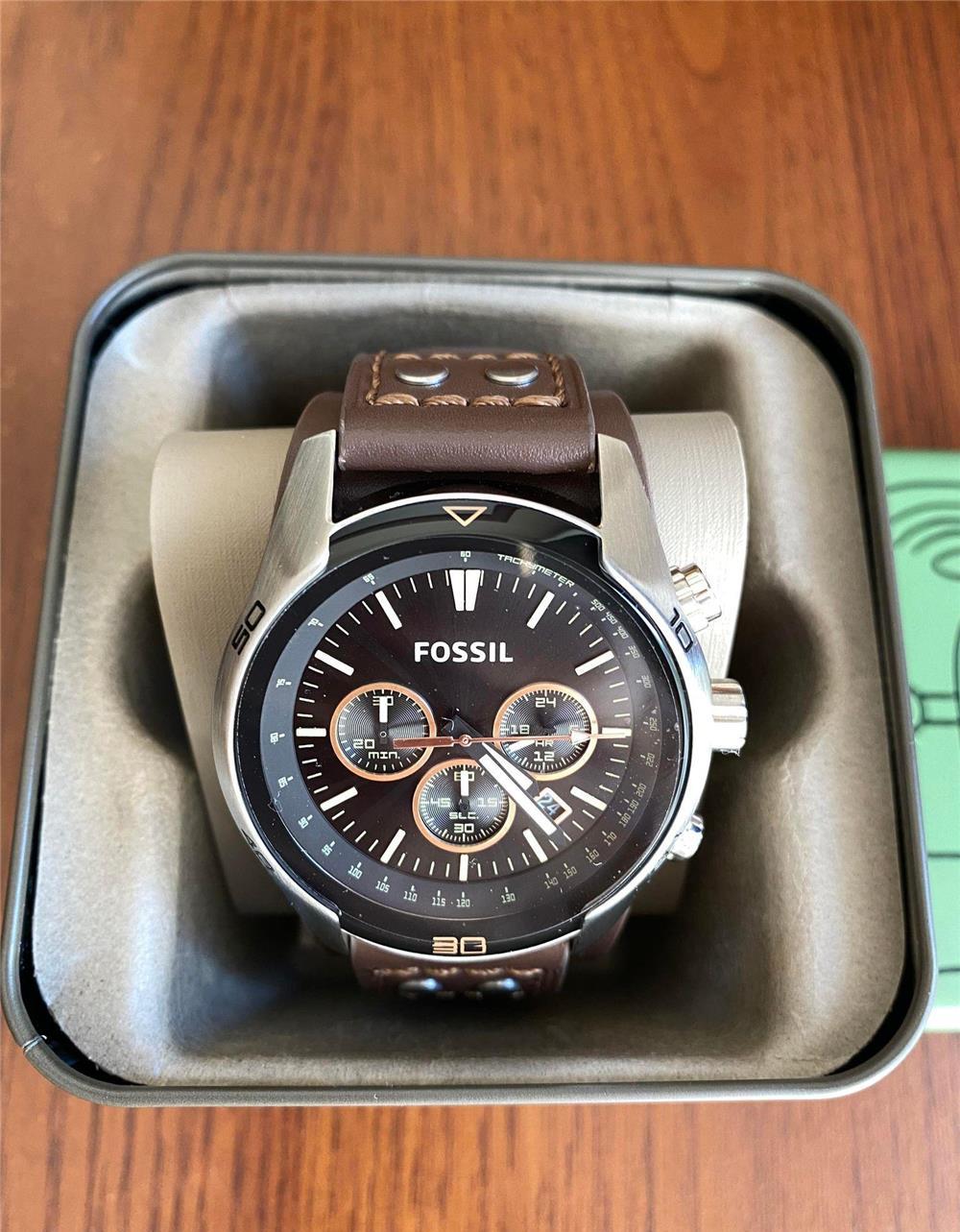 Ceas Fossil Nou in Cutie