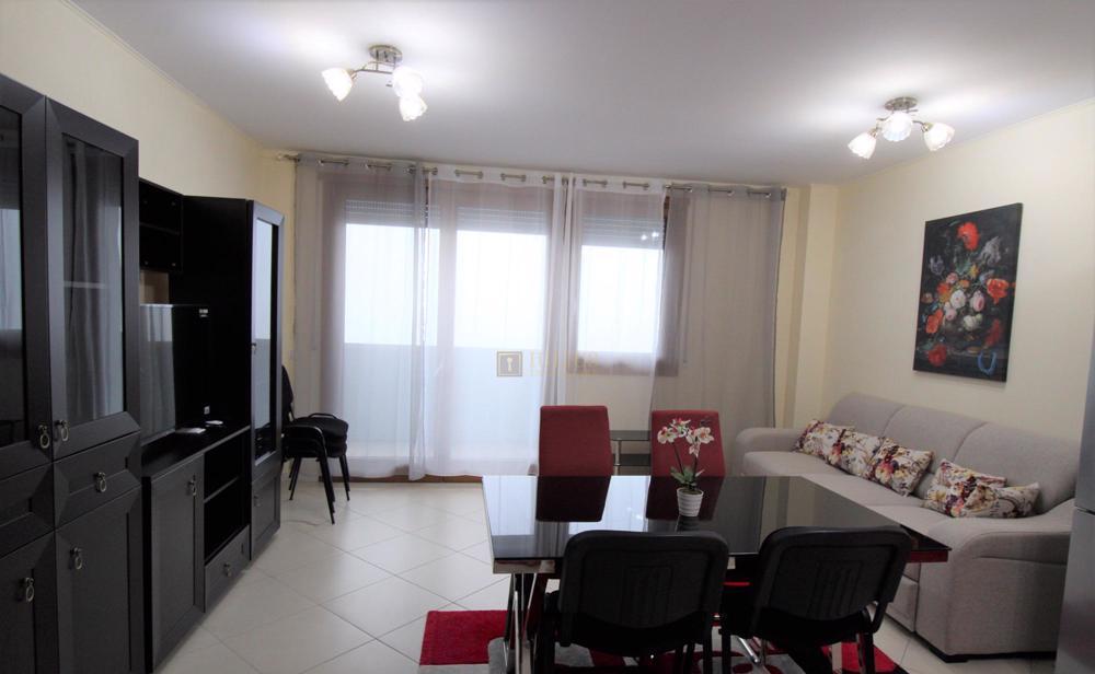 Central - Fructus Plaza - BBC 700. Ctr. Incl