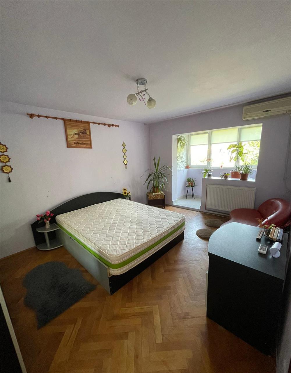 Centrala proprie, decomandat, acoperis