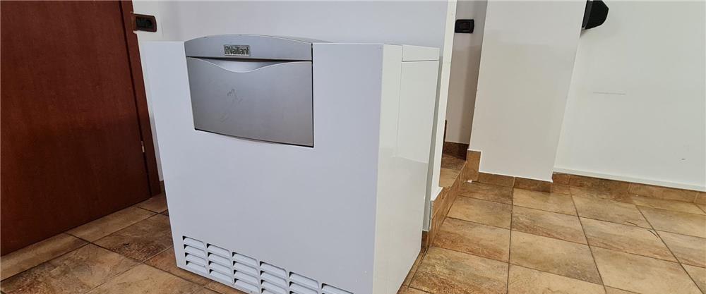 Centrala termica Vaillant Atmo VIT exclusiv VK INT 424/8-E 42kW Tiraj natural