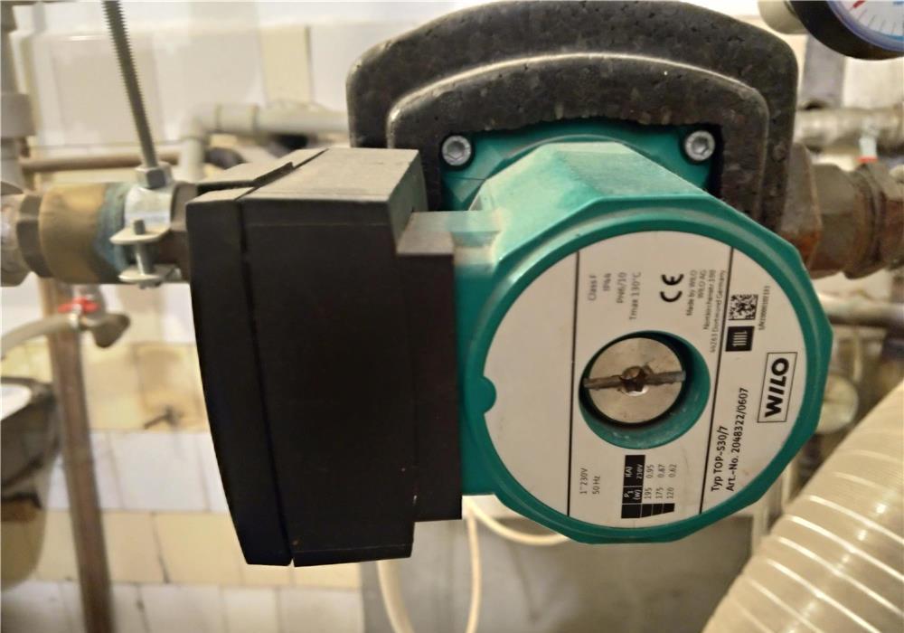 centrala termica(gaz)de podea vaillant atmovit vk 56 kw+2 pompe Wilo+vas expansiune 50 L-functionale