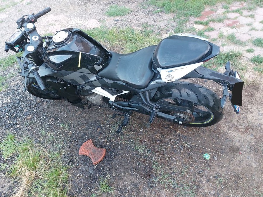 CF Moto 300SR ABS