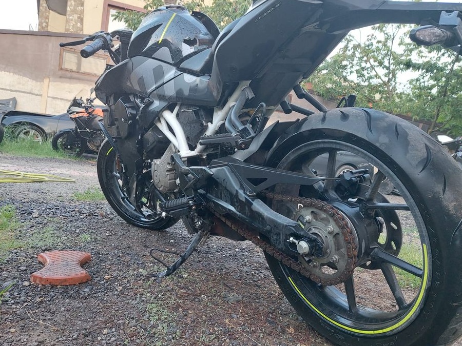 CF Moto 300SR ABS