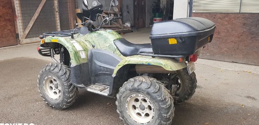 CF Moto 650MT ABS
