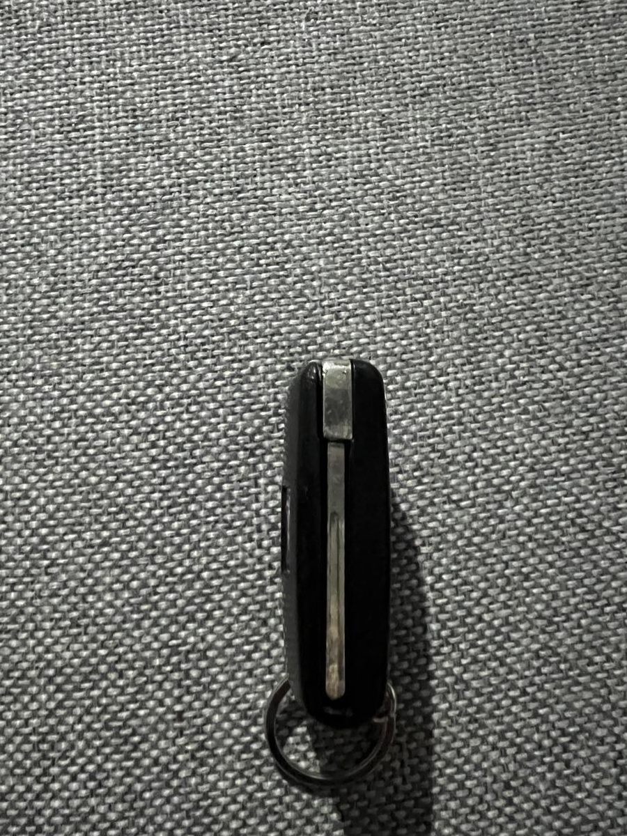 cheie peugeot cu chip