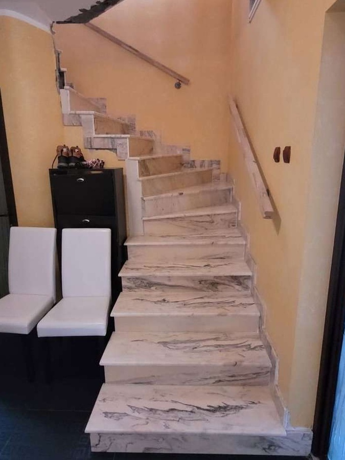 Chirie casa,Zona Gh Apostol,P+E,curte