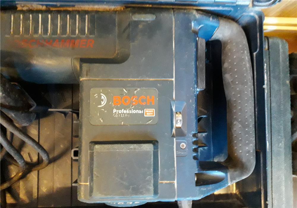 Ciocan demolator Bosch GSH 11