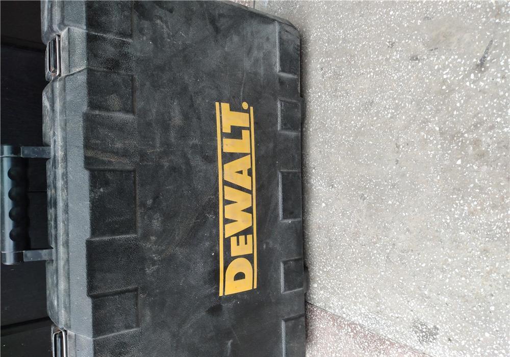 Ciocan rotopercutor pe baterii Dewalt