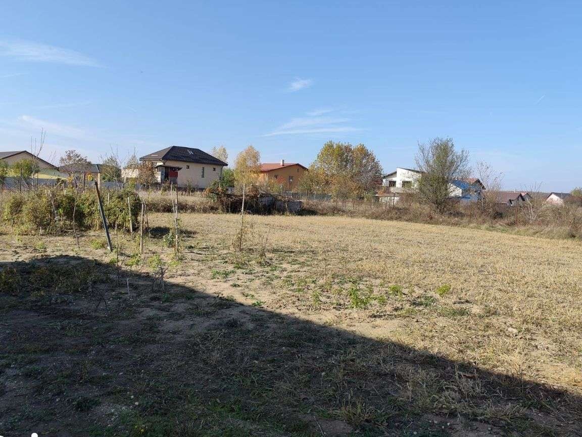 Ciorogârla Ilfov intravilan utilitati în apropiere deschidere 20m