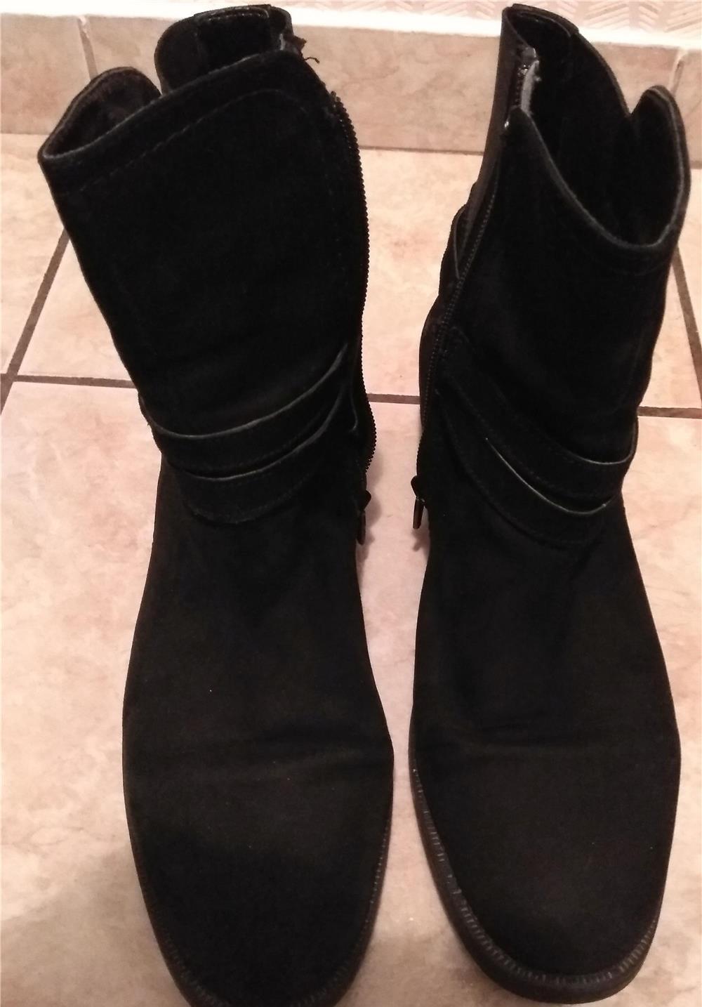 Cizme scurte de piele intoarsa