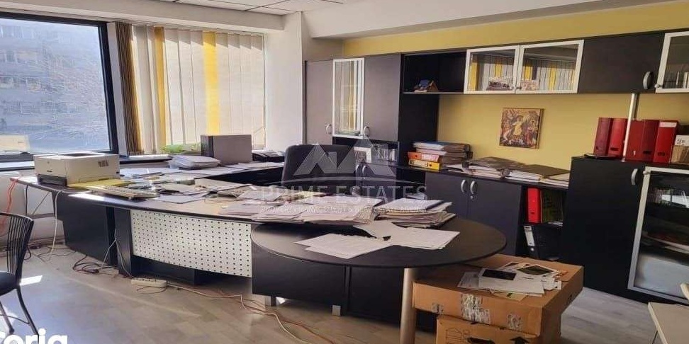 Cladire de birouri cu acces facil in zona de business a sectorului 4,