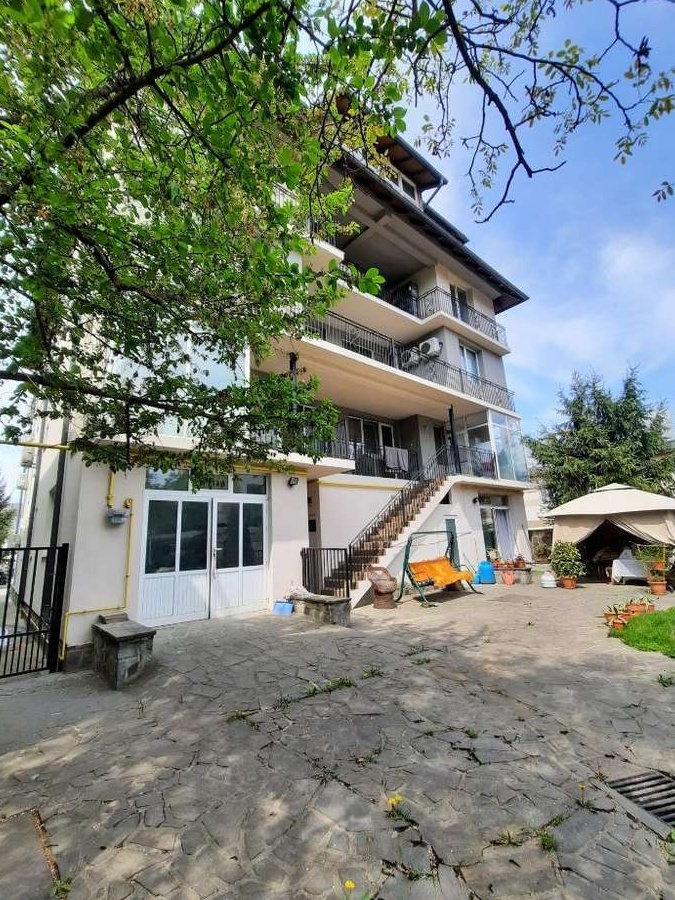Cladire de birouri zona Bld. Traian - P+III+M, 10,2 Ari de teren