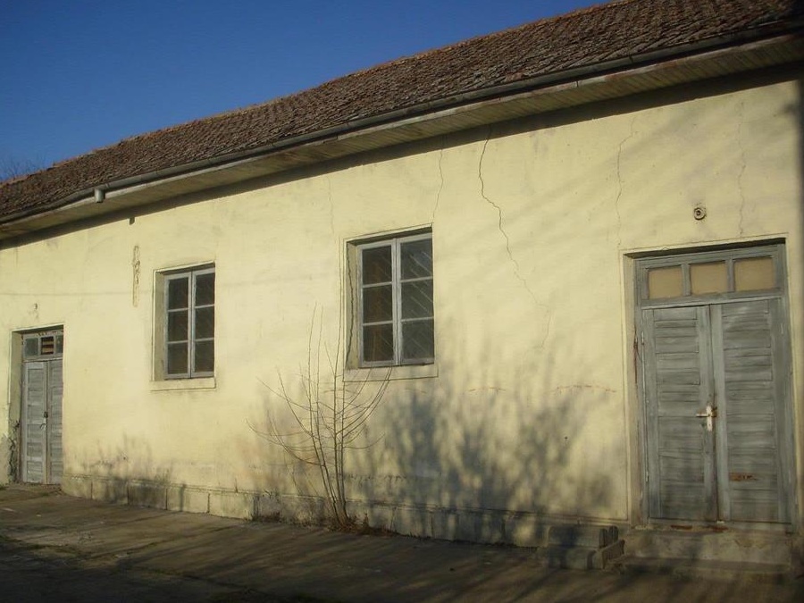 Cladire hala casa MURFATLAR