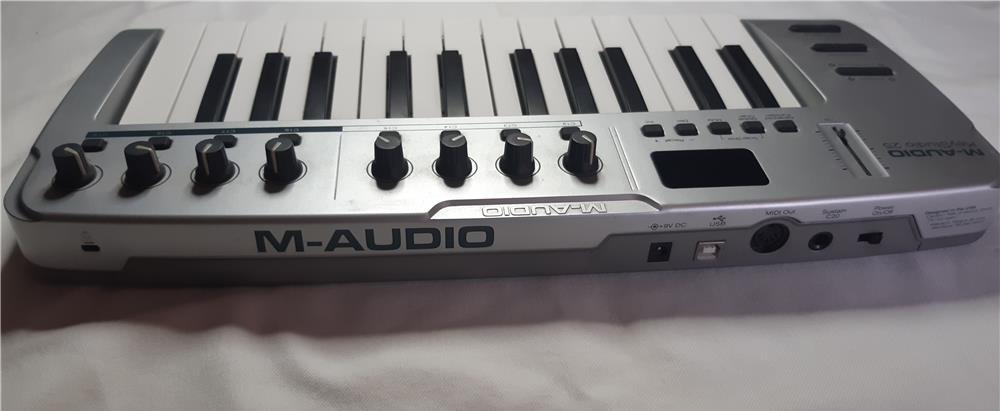 clapa claviatura midi m-audio key studio 25