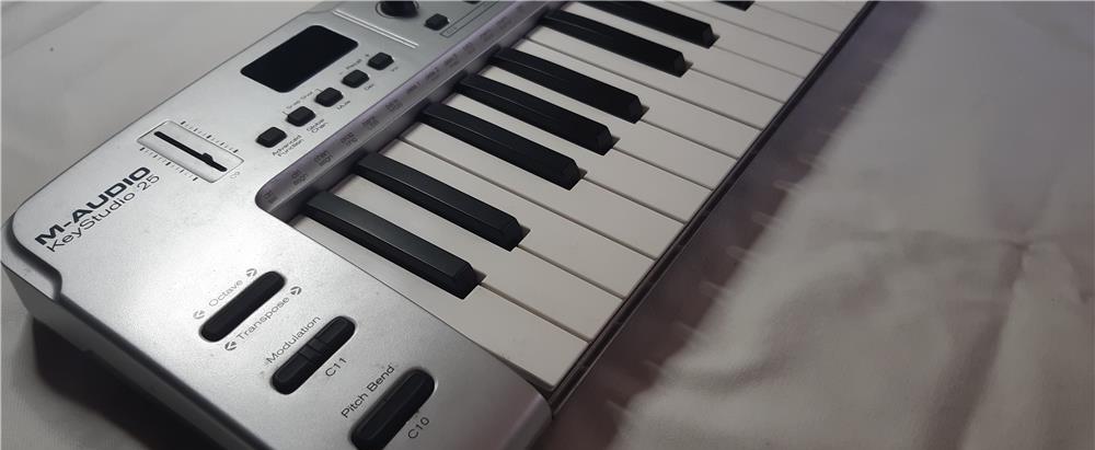 clapa claviatura midi m-audio key studio 25