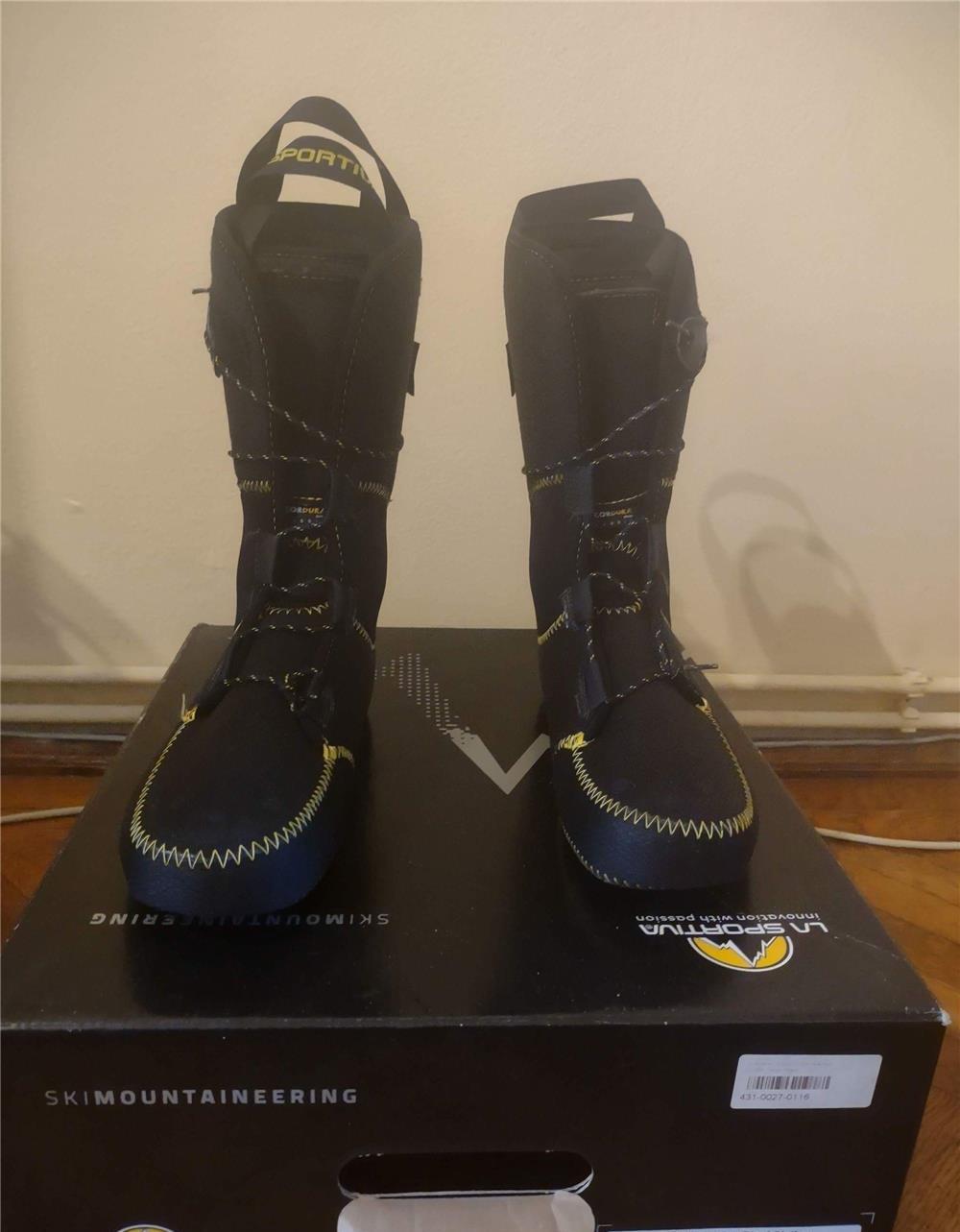 Clapari schi tura La Sportiva Spitfire 26.5