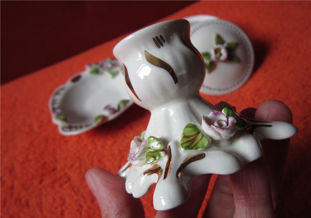 colectie Fena-3 piese portelan fin -flori 3D si detalii aur-cadou inedit
