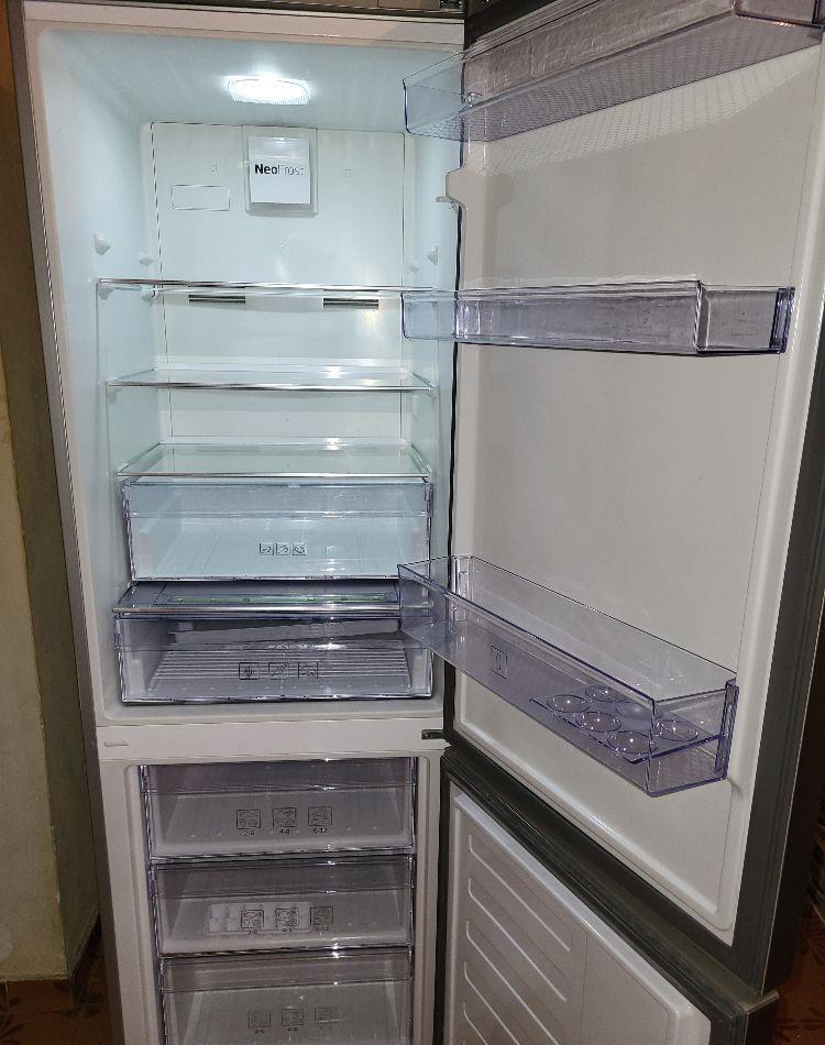 Combina frigorifica Beko NeoFrost