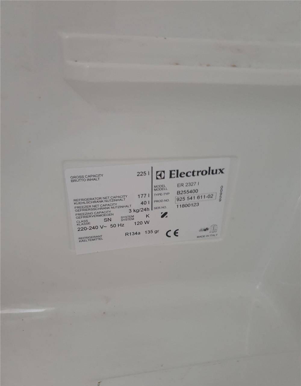 Combina frigorifica incorporat  Electrolux