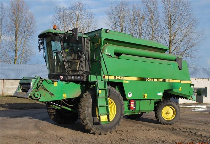Combina John deere 2056