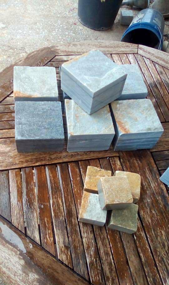 Comercializam, montam, marmura, travertin, granit, piatra naturala