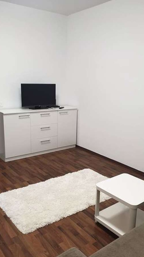 complex rezidential auchan titan rasarit de soare loc parcare