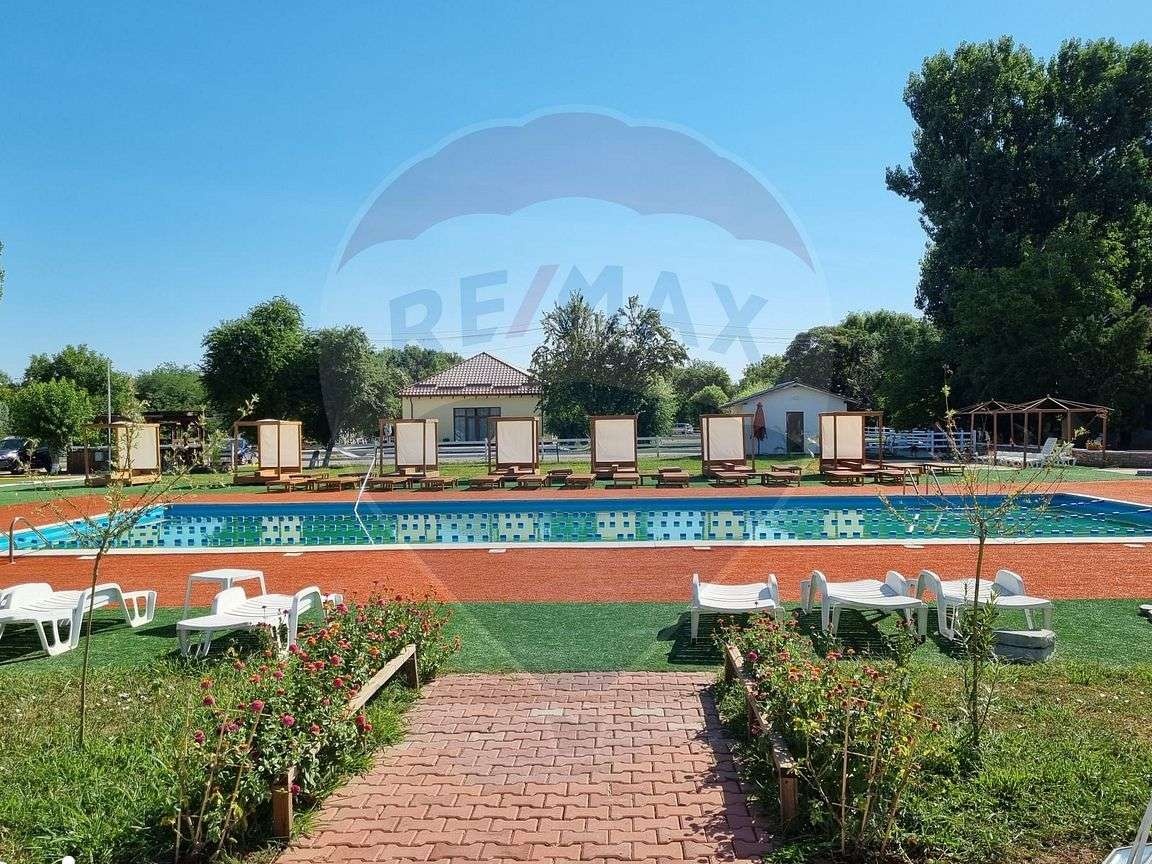 Complex turistic - Ferma - Restaurant - sala evenimente - piscina 7 ha