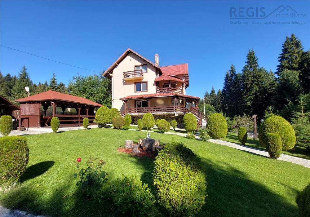 Complex Turistic Pensiune Si Vila Predeal