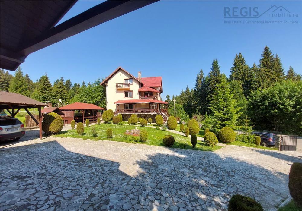 Complex Turistic Pensiune Si Vila Predeal
