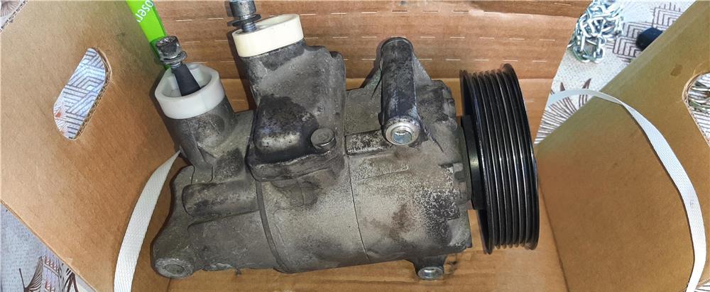 Compresor auto compatibil vw cod 5N0820803A