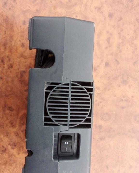 Compresor auto original CONTINENTAL 12V.