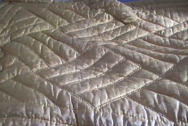 Confectionez / vand plapuma din lana de oaie 100% NOI pentru doua persoane