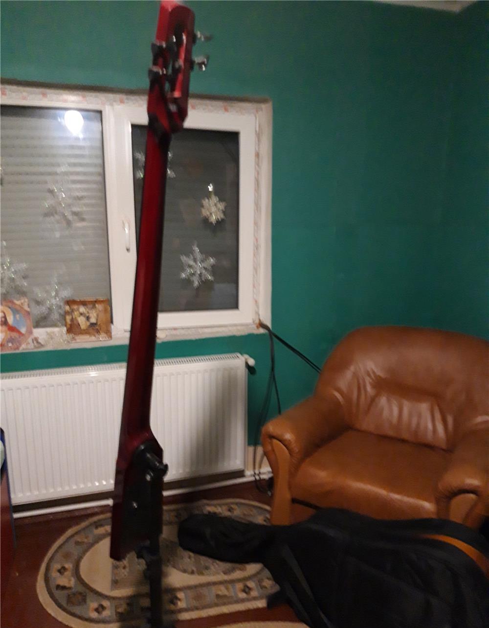 Contrabas electric