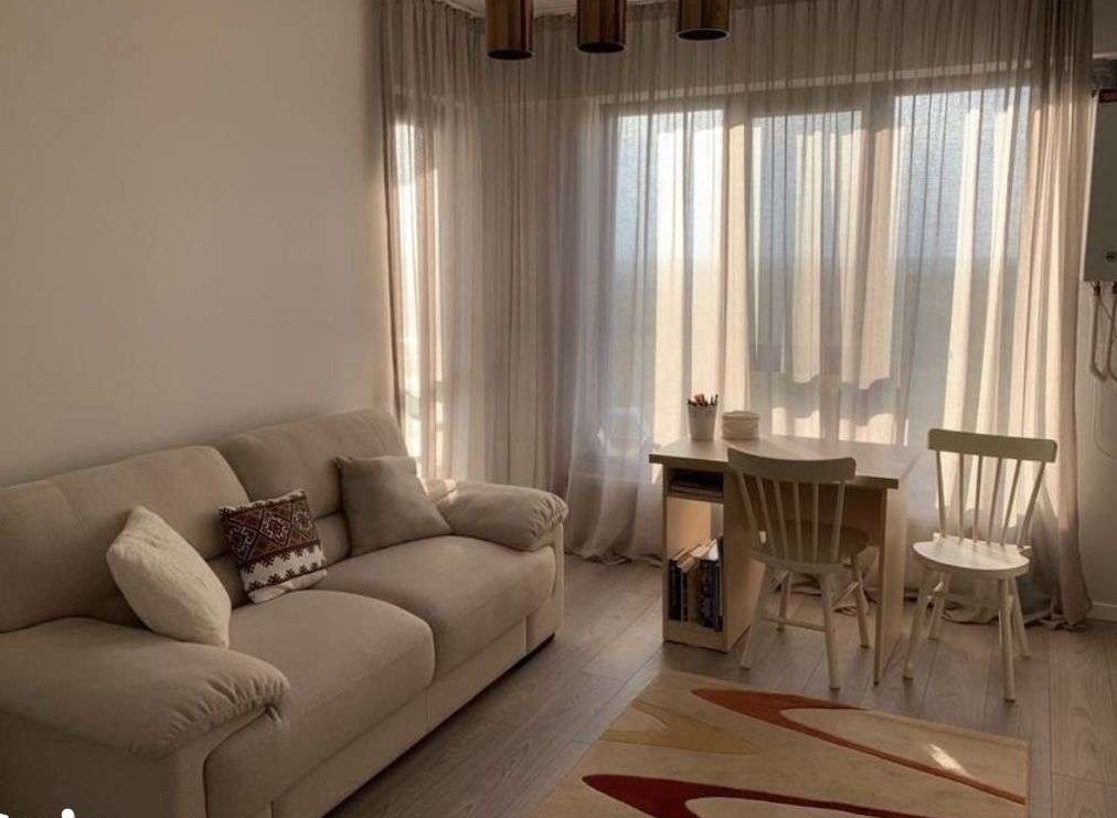 Copou Apartament 1 cameră, D , sup 42 mp , etaj 5/6 .