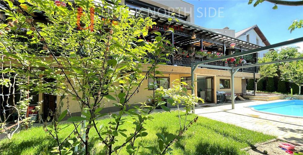 Corbeanca/Petresti, Sp+P+E, 532 mp construiti, 323 utili, cu 700 mp teren, cu priveliste catre lac