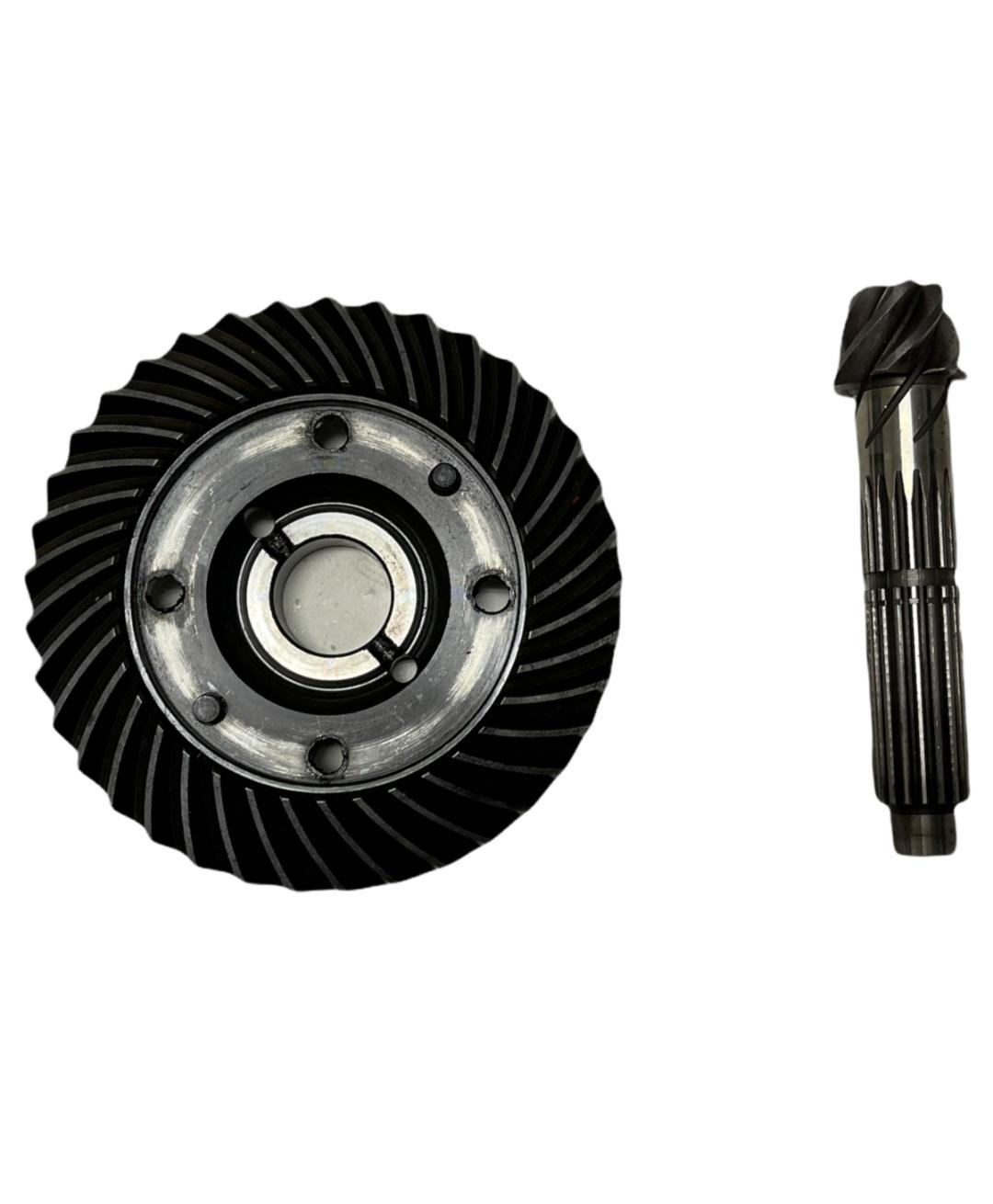 Coroana plus pinion Kubota