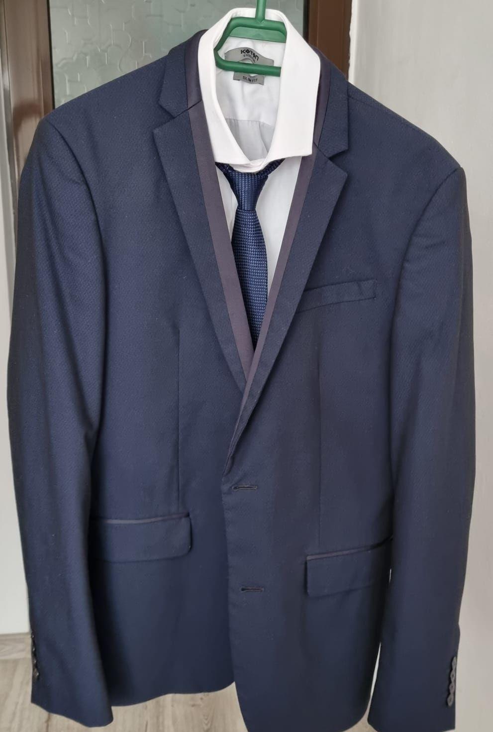 Costum bărbați Zara