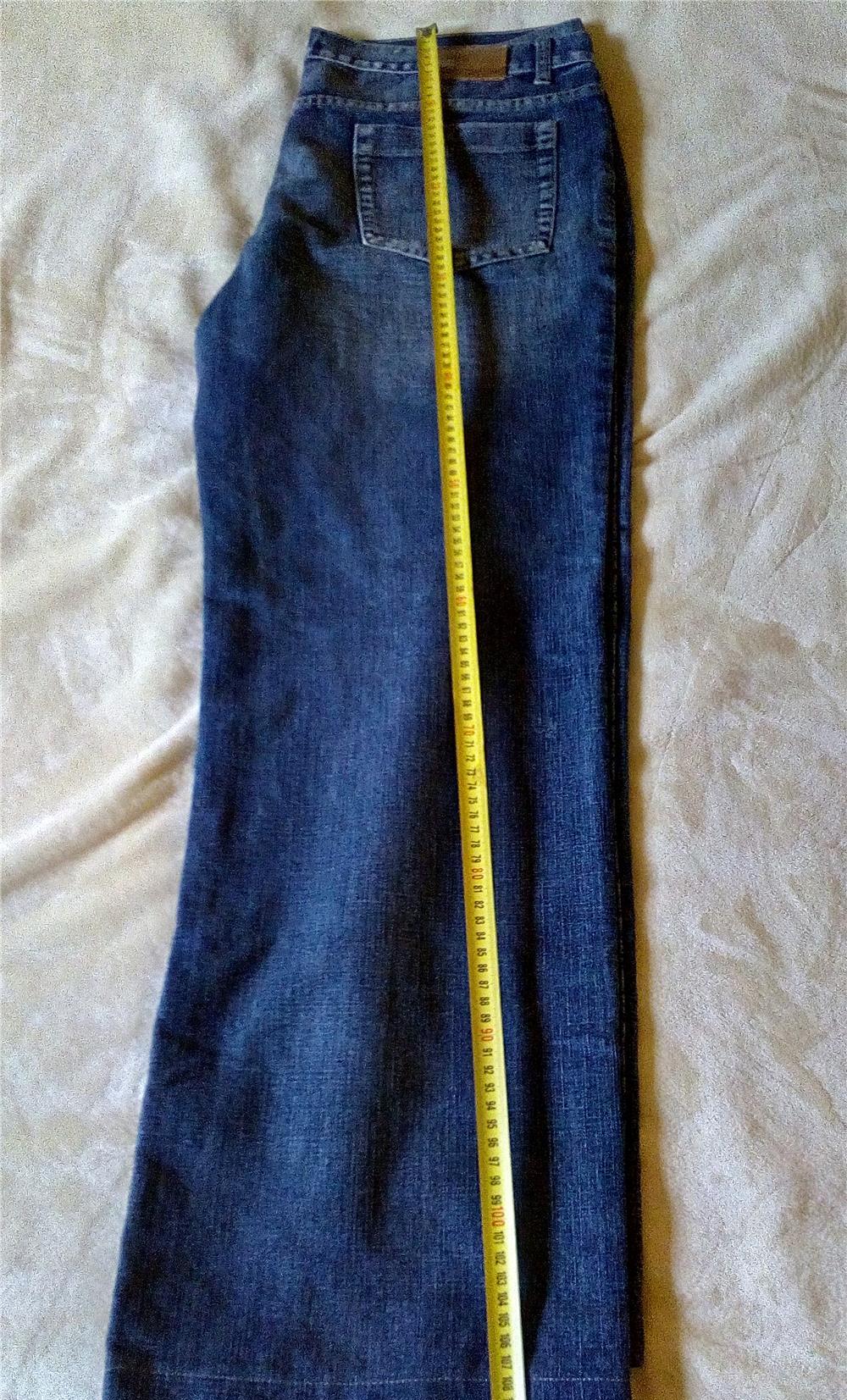 costum de blugi geaca si pantalon mar 52 aprox
