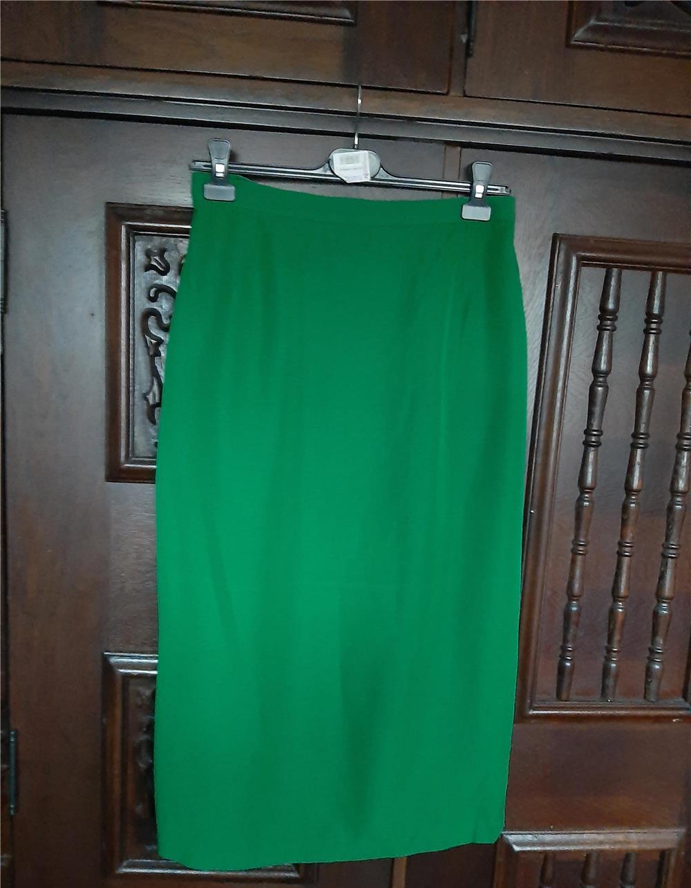 Costum femei ( Bleizer + fusta lunga ) culoare verde