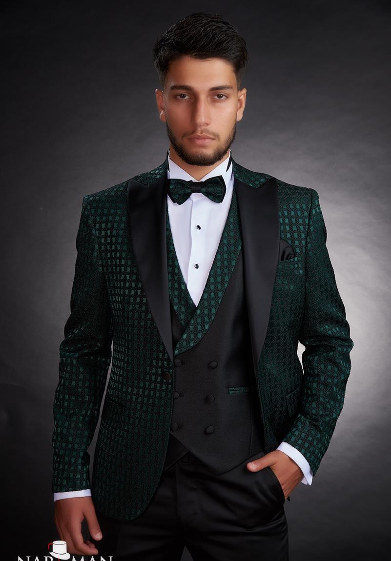 Costum mire alb colectia 2022.