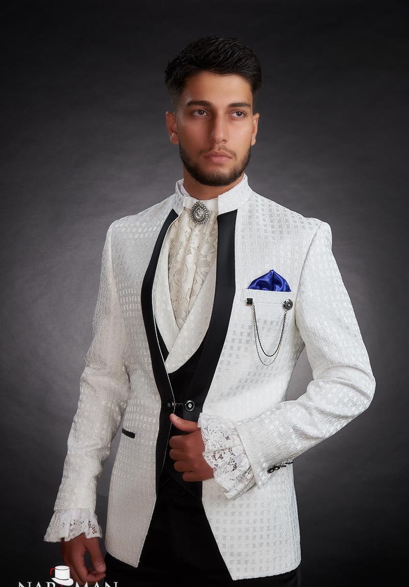 Costum mire alb colectia 2022.